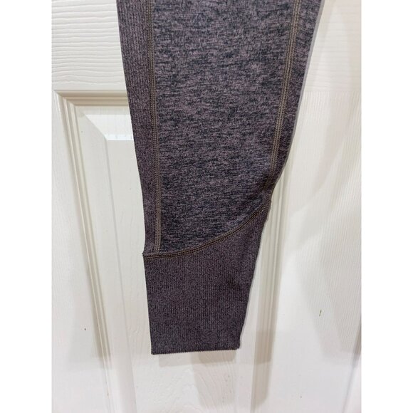 New Aerie High-Waisted  Cropped Leggings With Ribbed Texture & Pockets Size M - Picture 5 of 8